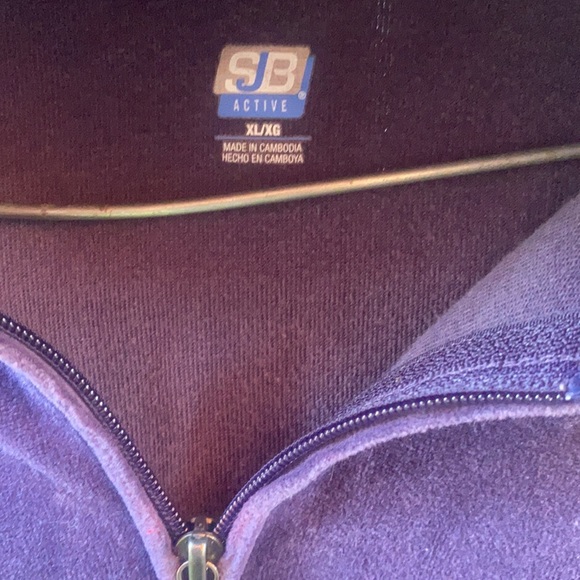 SB Active purple velour sweatshirt sz. XL - Picture 2 of 4